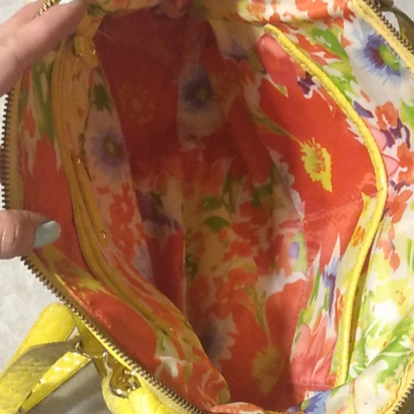 Purse - Picture 2 of 4